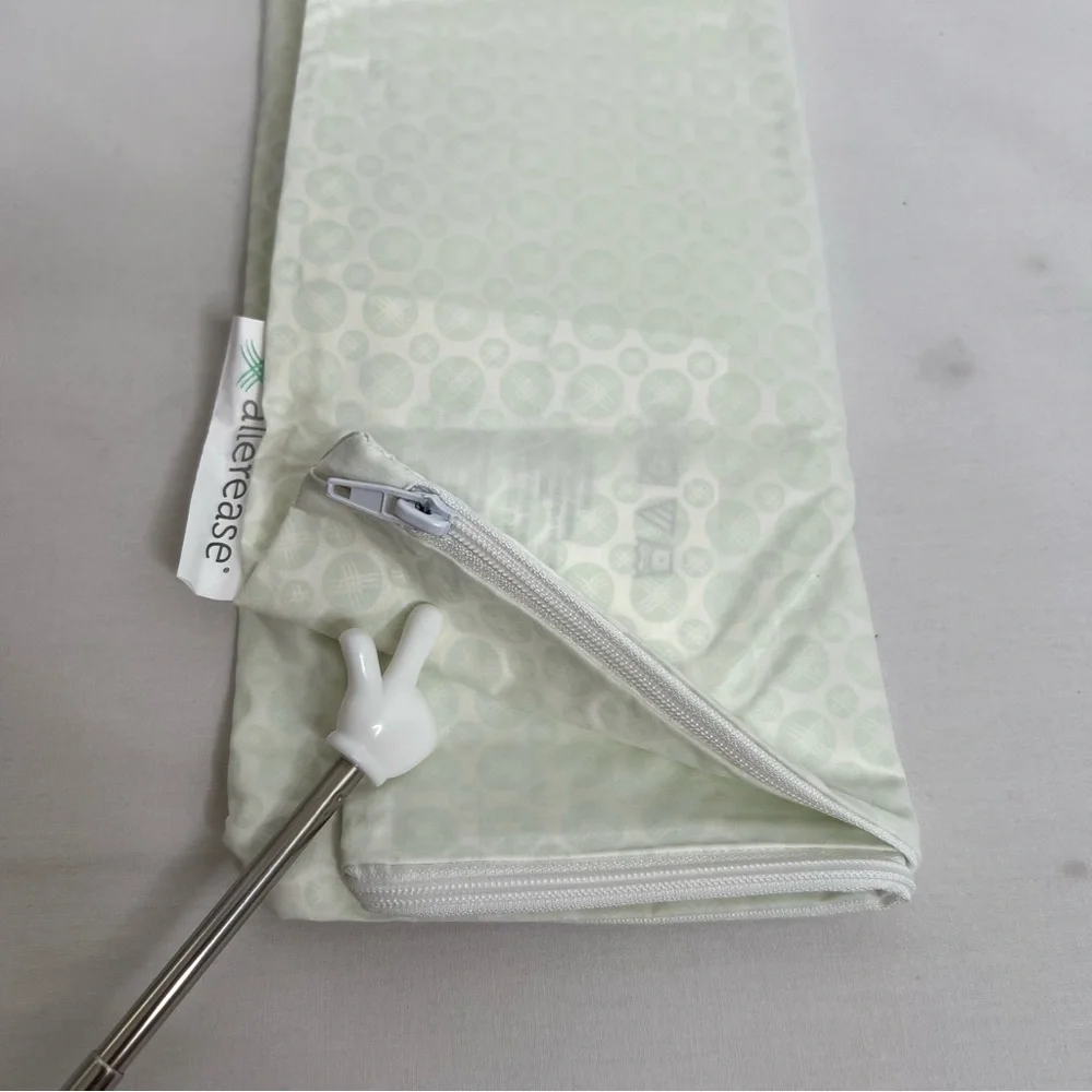 Allerease Zippered Pillow Protector - Cooling S/Q Allergy Defense- 3 Pack - Picture 3 of 3